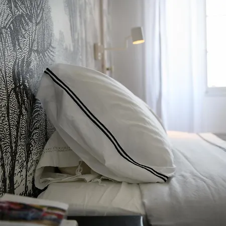 Bed & Breakfast Chateau Cazevert Blasimon